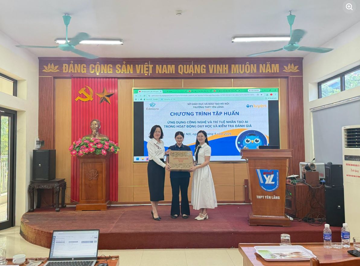 TẬP HUẤN “ỨNG DỤNG CÔNG NGHỆ VÀ TRÍ TUỆ NHÂN TẠO AI TRONG HOẠT ĐỘNG DẠY HỌC VÀ KIỂM TRA ĐÁNH GIÁ”